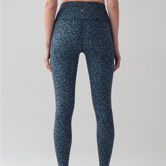 Lululemon tights - Picture 2 of 5